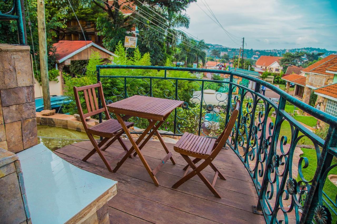 Shangri-La Hotel Muyenga Bugolobi Exterior foto